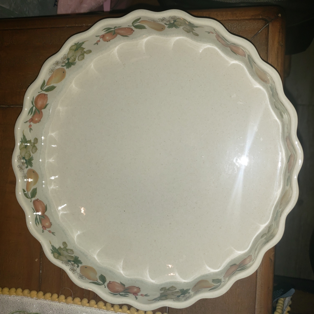 Floral Scalloped Ceramic Pie Dish